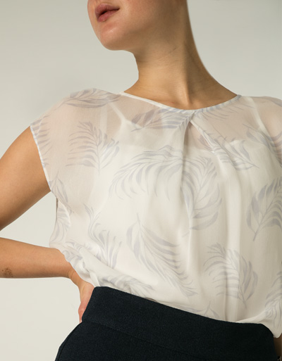 JOOP Bluse in floralem Dessin Versandkostenfrei